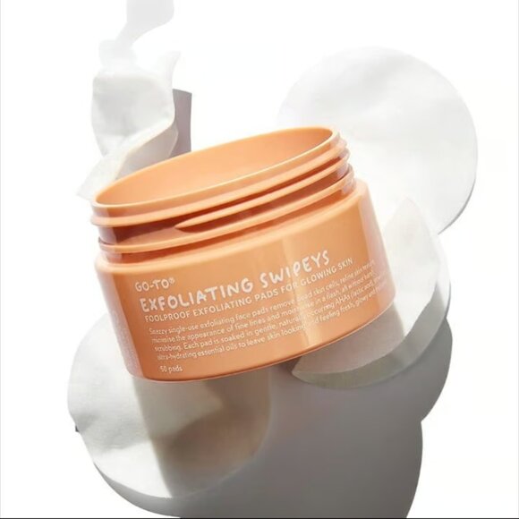 Go-To - Exfoliating Swipeys Natural Face Exfoliator | Clean, Plant-Based Wipes - Picture 3 of 4